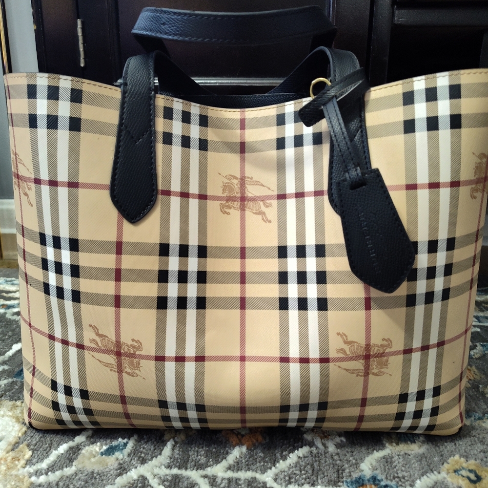 Reverseable burberry London tote bag
